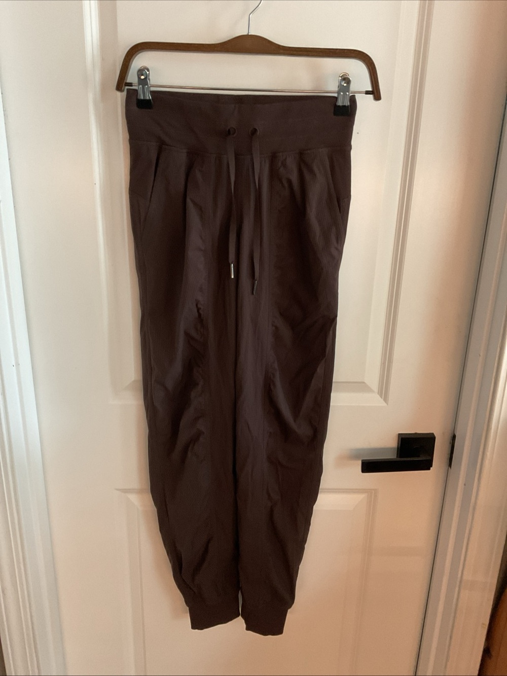 lululemon athletica - Women's Brown Drawstring Joggers - waist size 25”